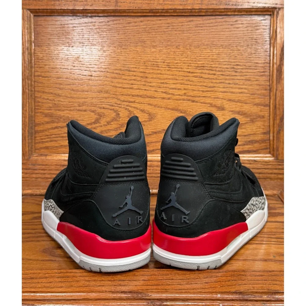 Jordan‎ Legacy 312 Black Varsity Red Cement AV3922-060 Mens 10.5